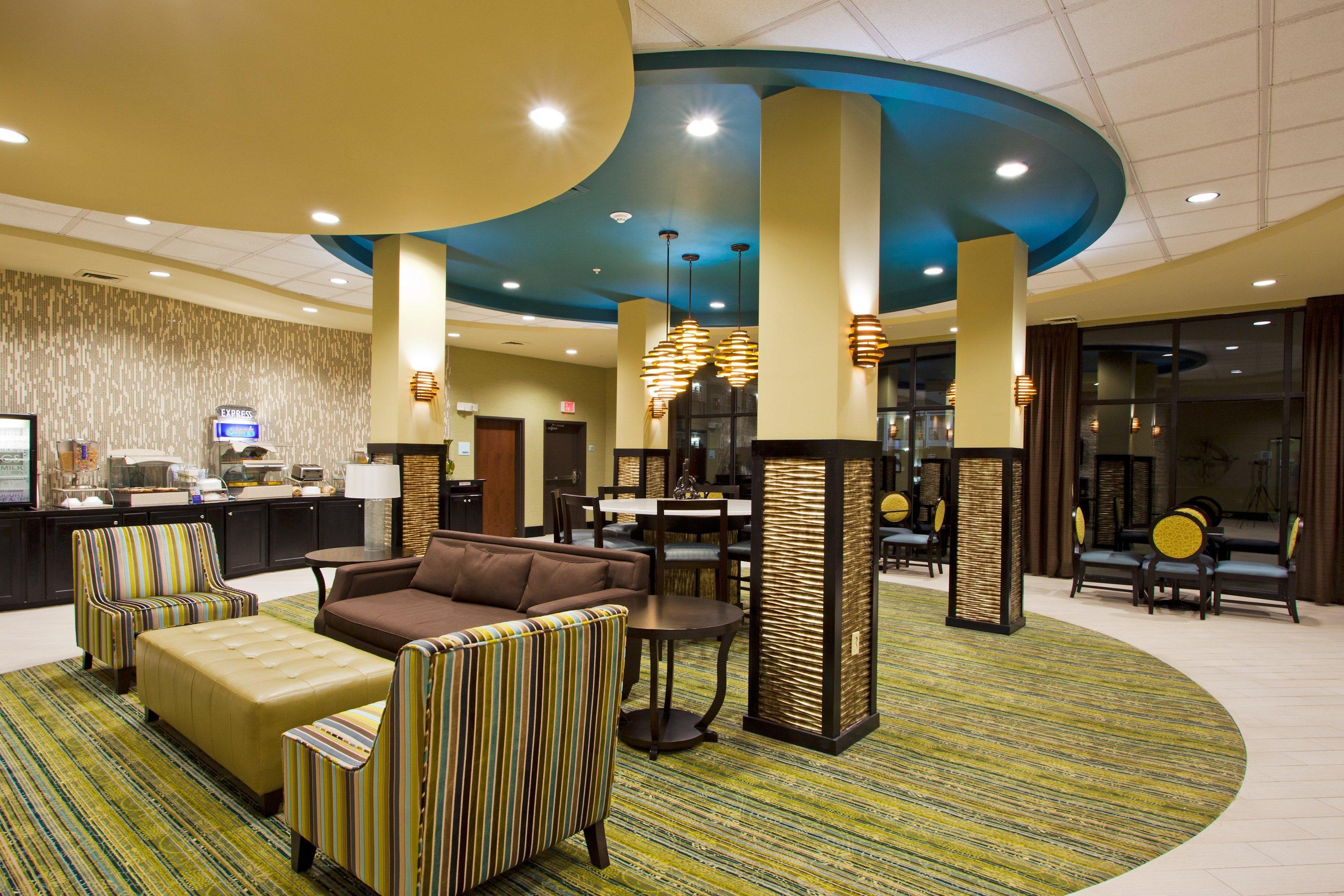 Holiday Inn Express Waycross Exterior photo